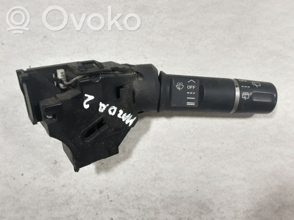 Pyyhkijän vipu   DF7166128