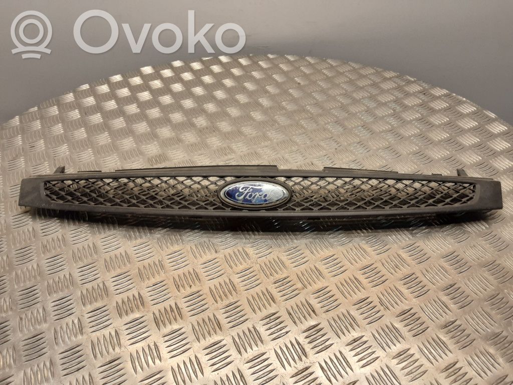 Ford Fiesta Rejilla delantera 