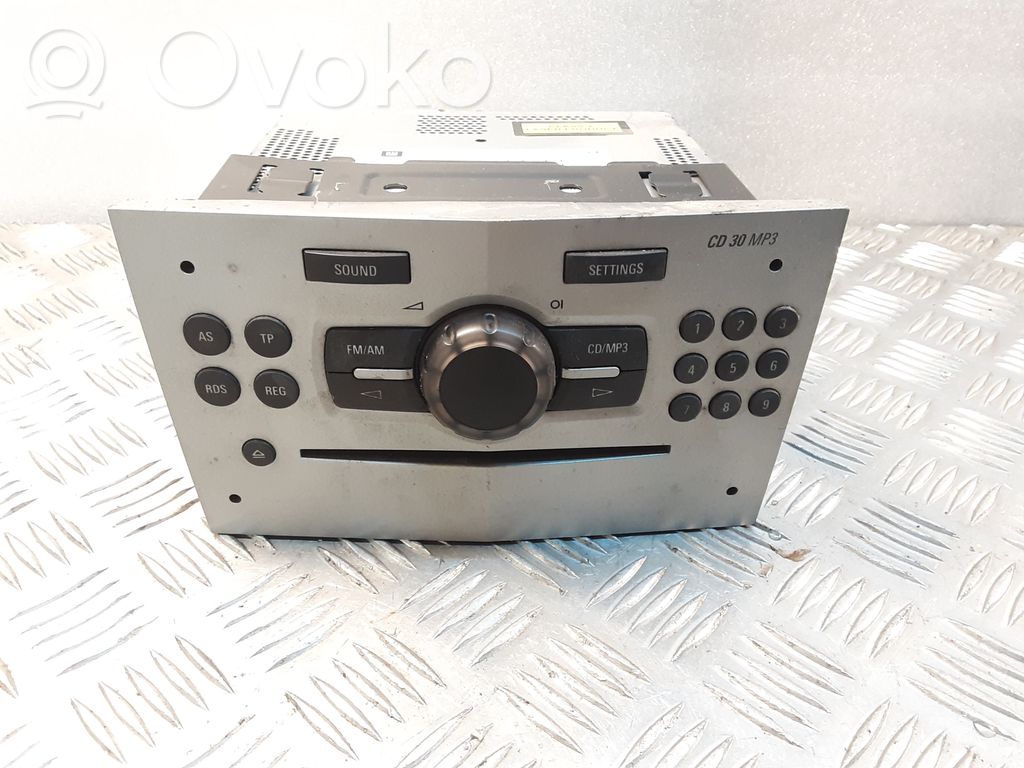 Opel Corsa D Panel / Radioodtwarzacz CD/DVD/GPS 