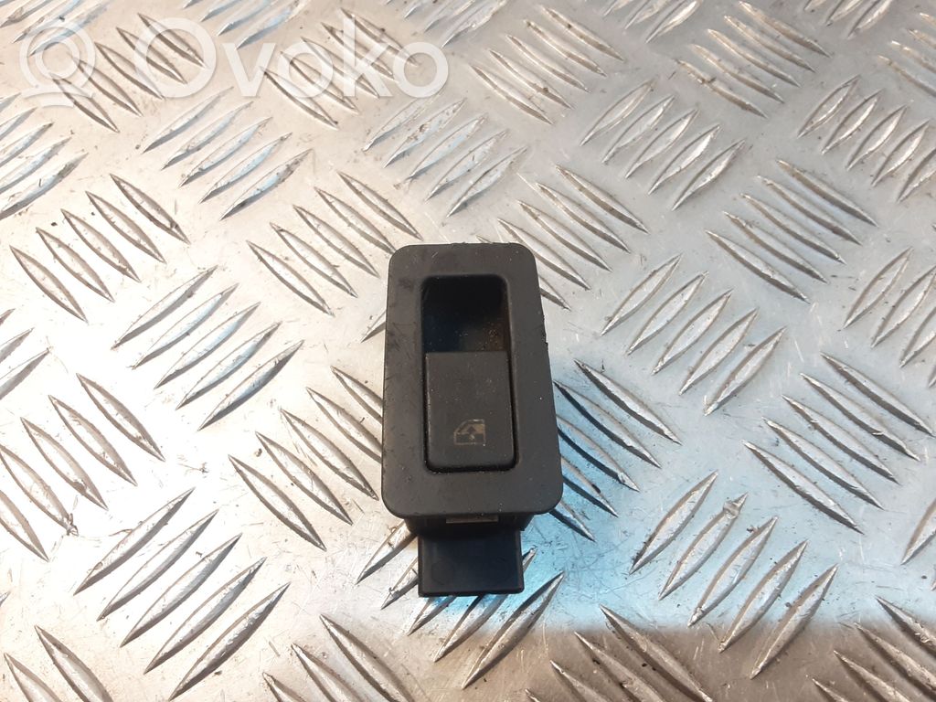Opel Omega B2 Electric window control switch 