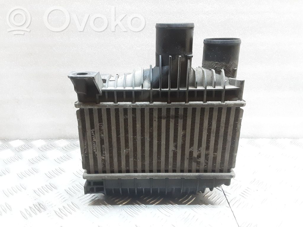 Toyota Avensis T250 Interkūlerio radiatorius 