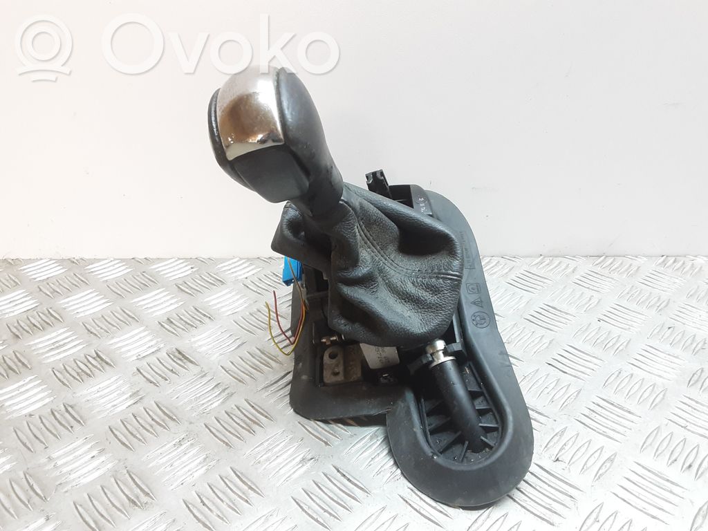 BMW 5 E60 E61 Pavarų perjungimo mechanizmas (kulisa) 