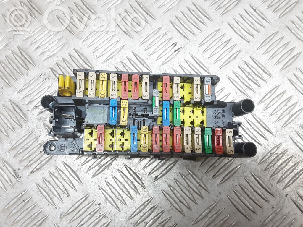 Citroen Berlingo Fuse module 