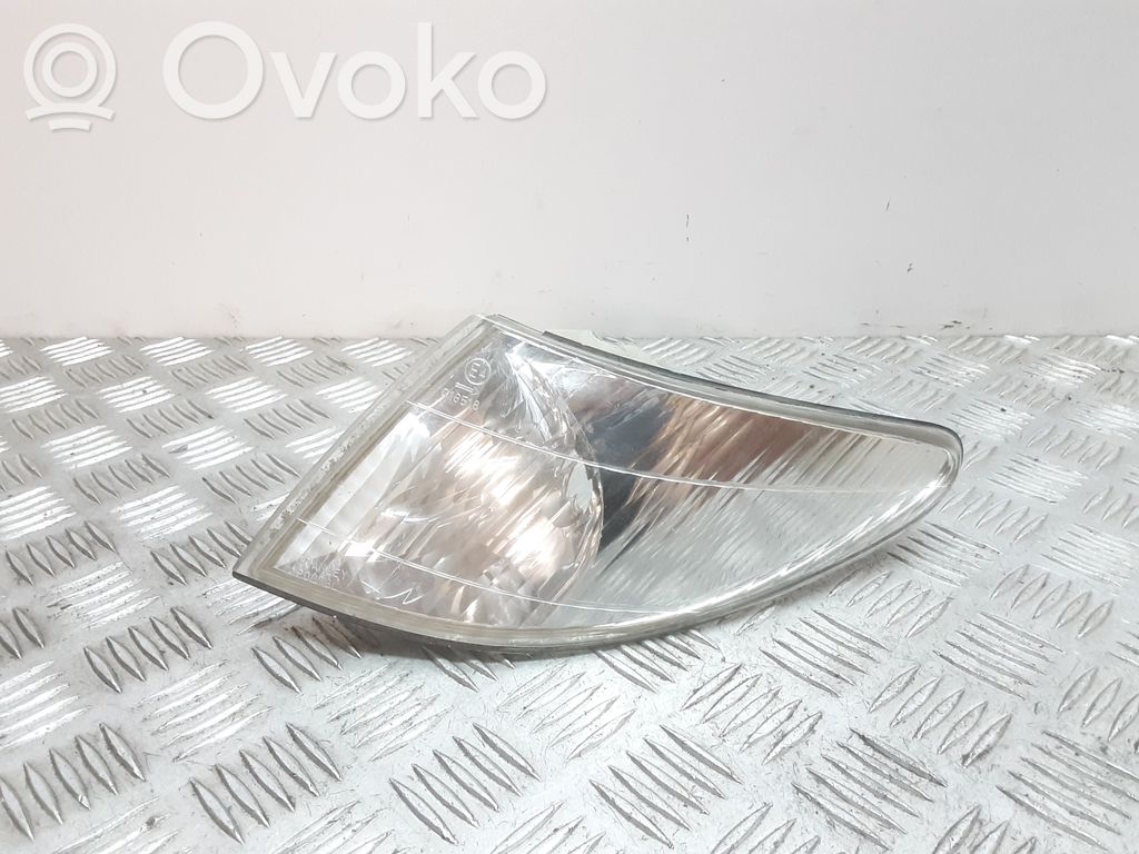 Mazda Premacy Front indicator light 