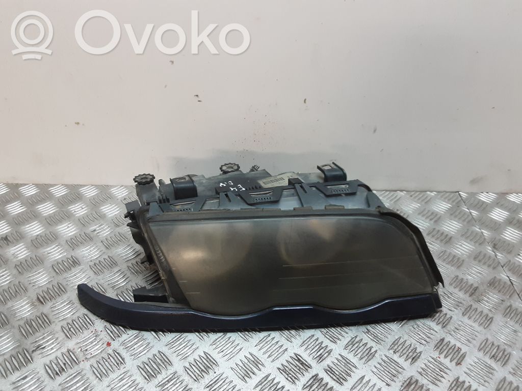 BMW 3 E46 Headlight/headlamp 
