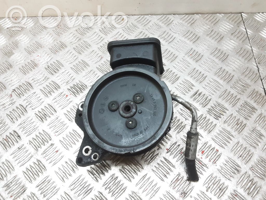 Power steering pump   7693974101