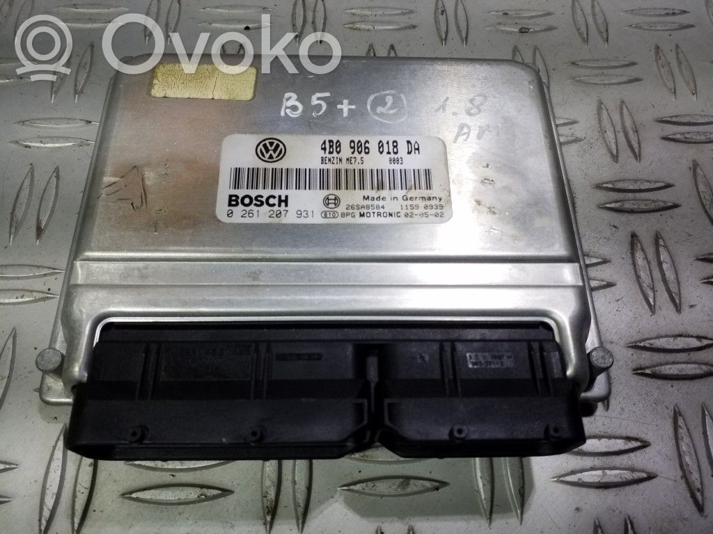 Volkswagen PASSAT B5.5 Engine control unit/module 
