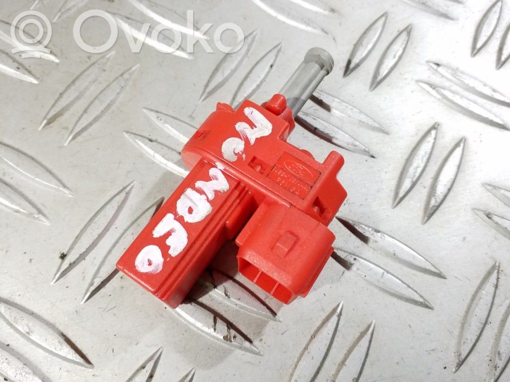 Ford Mondeo Mk III Brake pedal sensor switch 