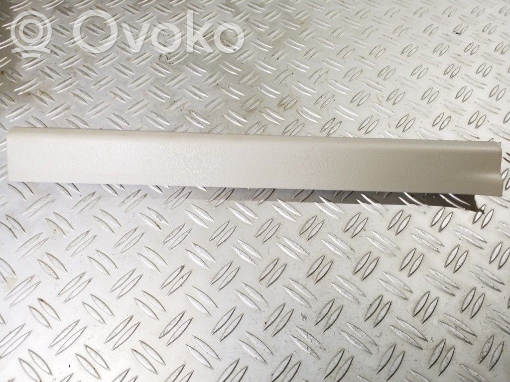 Ford Focus Kita salono detalė 