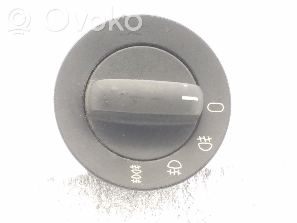 Light switch   549392022,530893