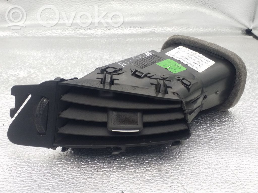 Opel Astra J Boczna kratka nawiewu deski rozdzielczej 