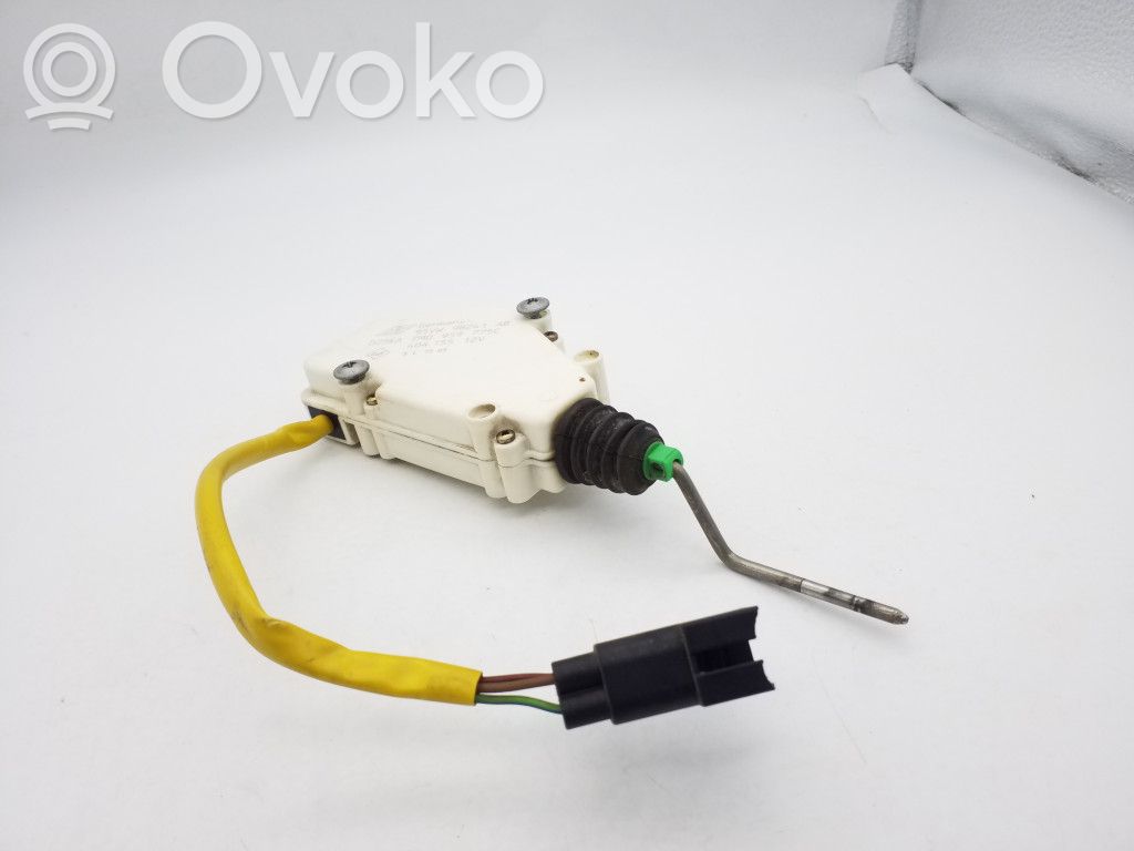 Volkswagen Sharan Fuel tank cap lock 