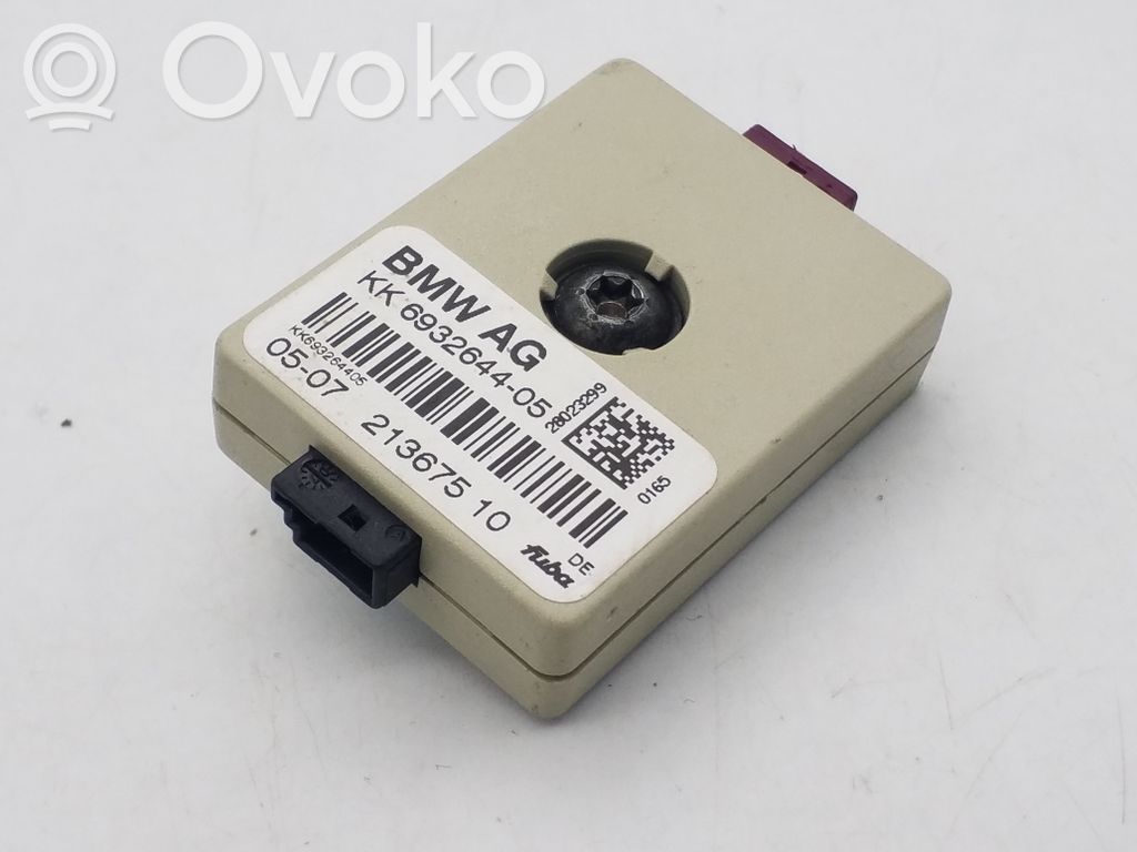 BMW 3 E90 E91 Antenos stiprintuvas 