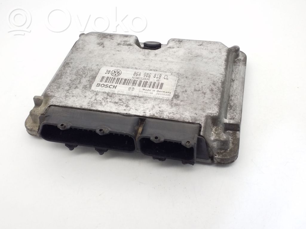 Engine control unit/module ECU   06A906018CL,0261206076