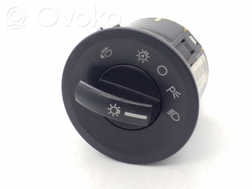 Ford Escape Light switch 