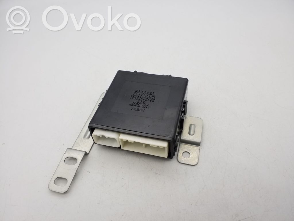 Door control unit/module   8922448020,1233006085