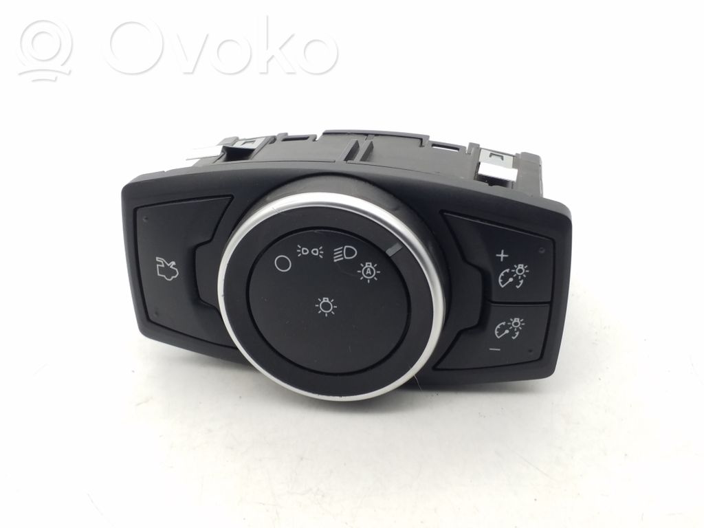 Ford Focus Light switch 