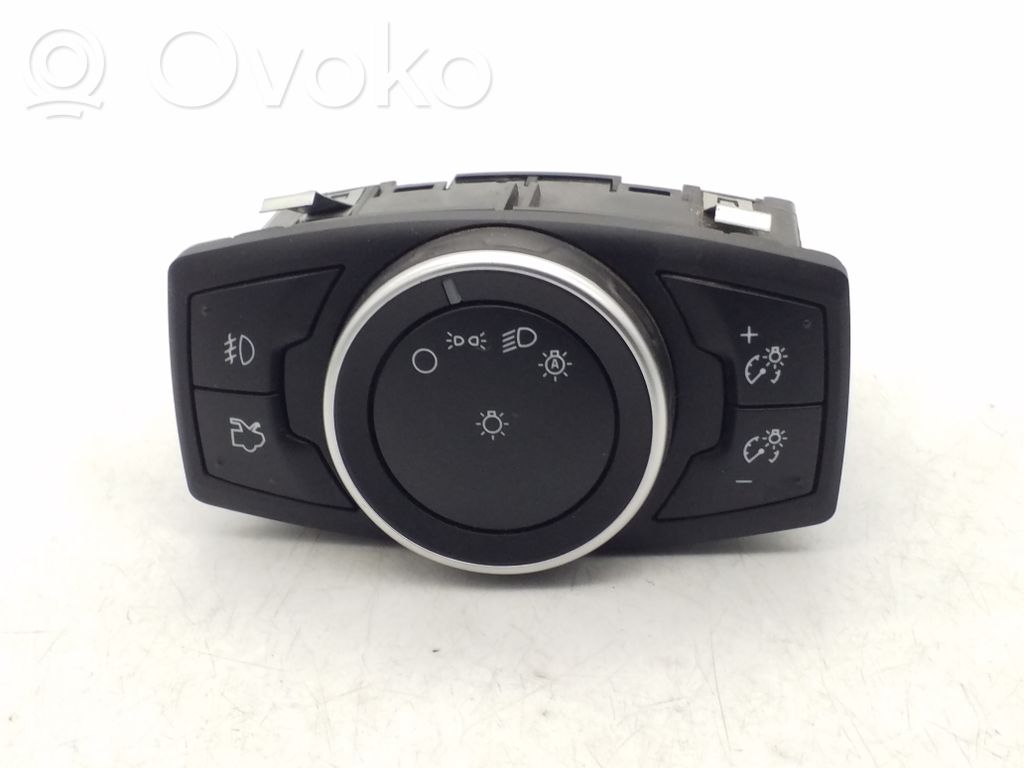 Light switch   F1ET13A024JA