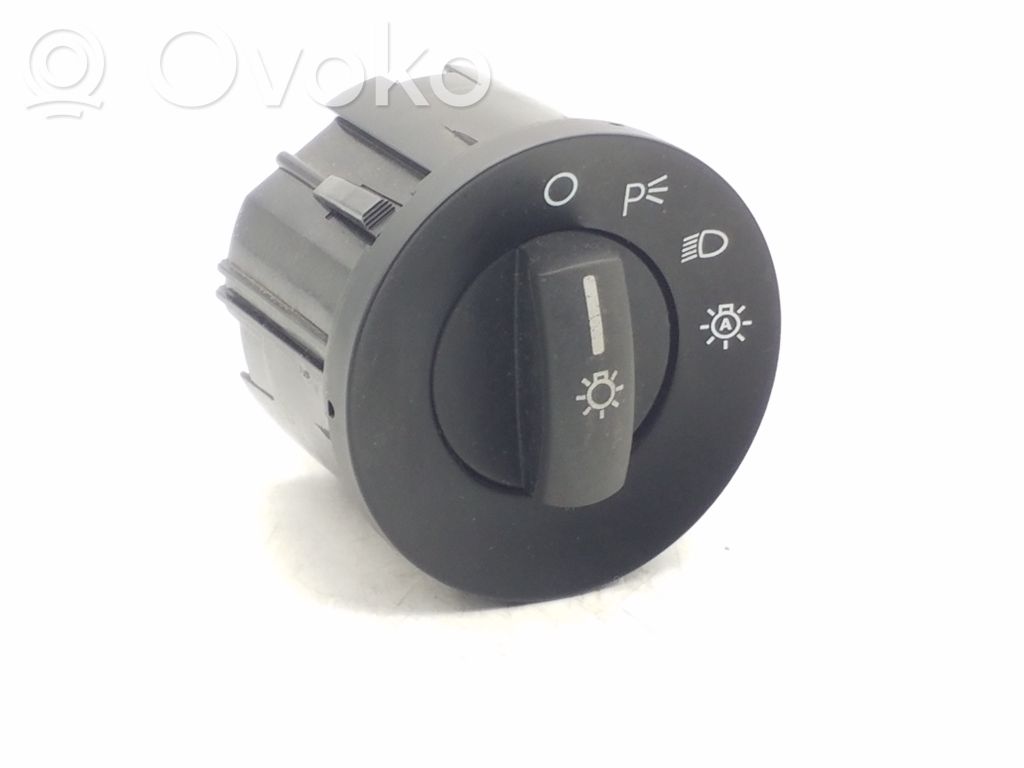 Ford Fiesta Light switch 