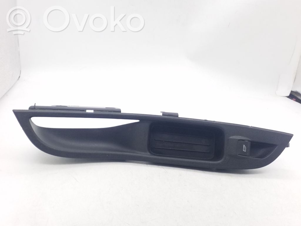 Ford Focus Electric window control switch 