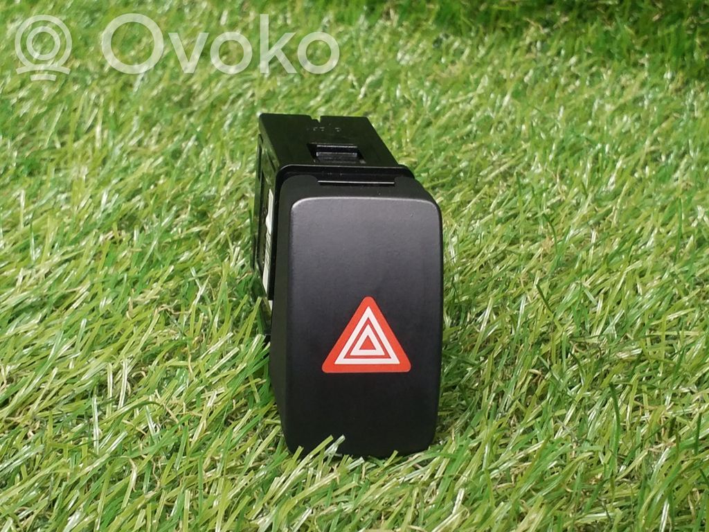 KIA Rio Hazard light switch 