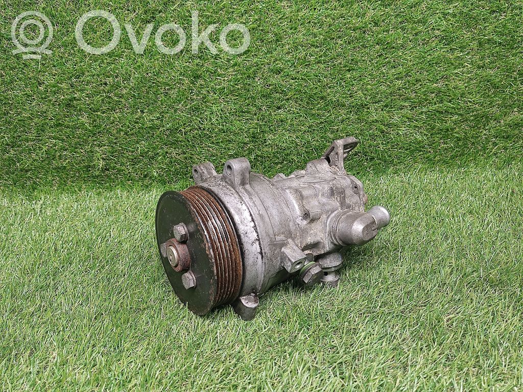 BMW 7 E65 E66 Vairo stiprintuvo siurblys 
