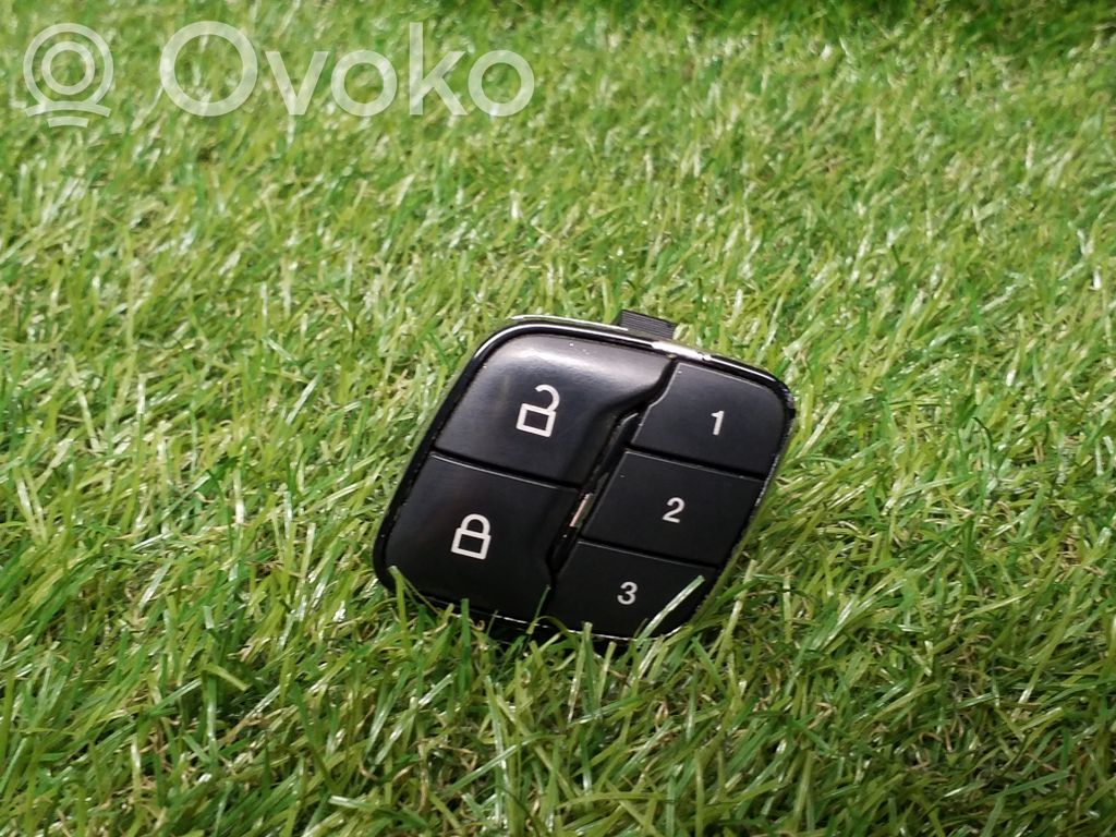 Ford Fusion II Central locking switch button 