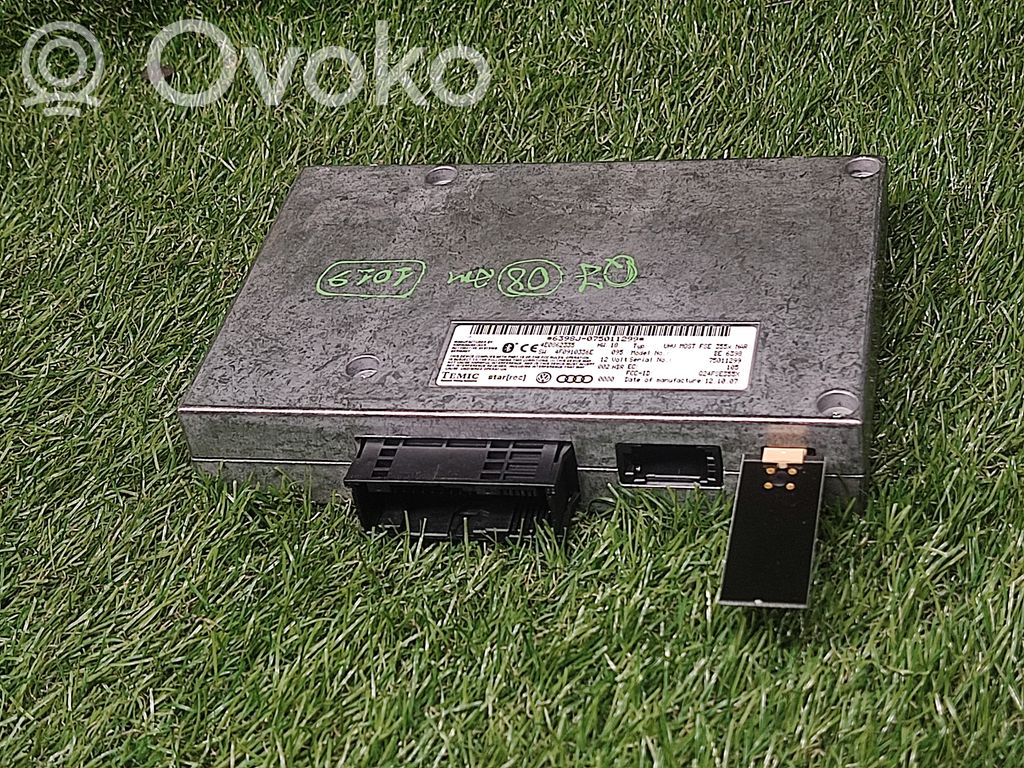 Audi Q7 4L Bluetooth modulis 