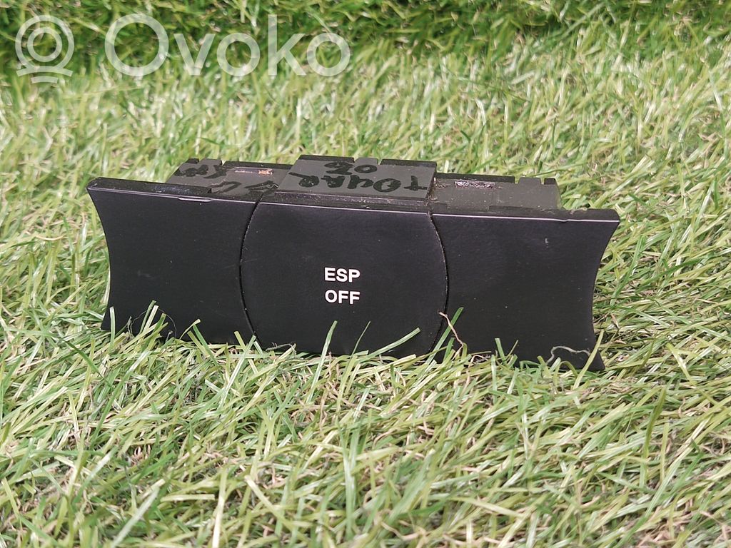 Volkswagen Touareg I ESP (stability program) switch 