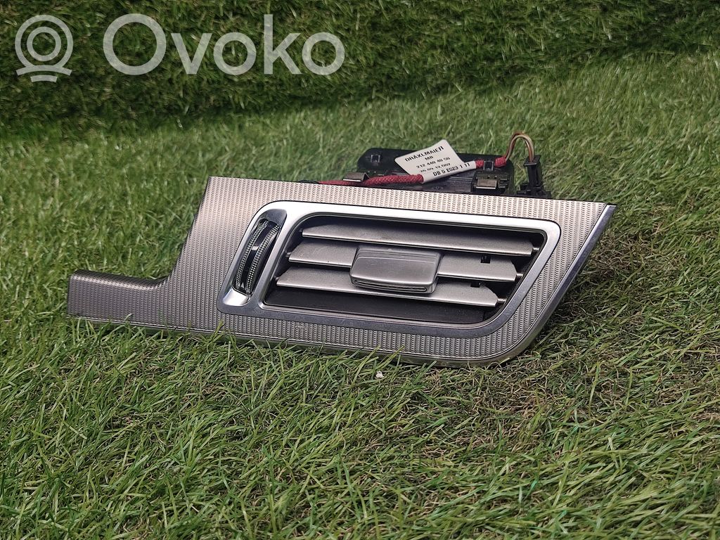 Mercedes-Benz E W212 Copertura griglia di ventilazione laterale cruscotto 