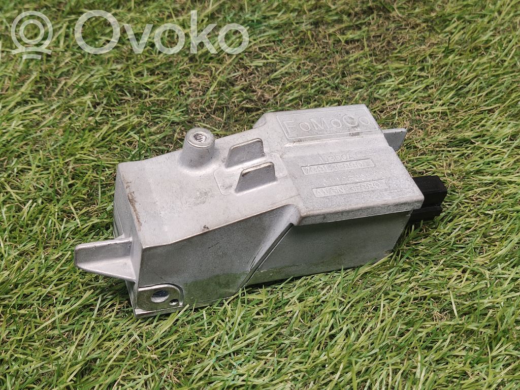Steering wheel lock   AV6N3F880JA,7G913F880