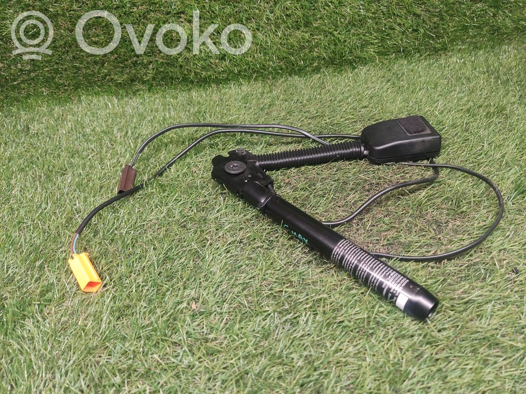 Ford Focus C-MAX Front seatbelt buckle 
