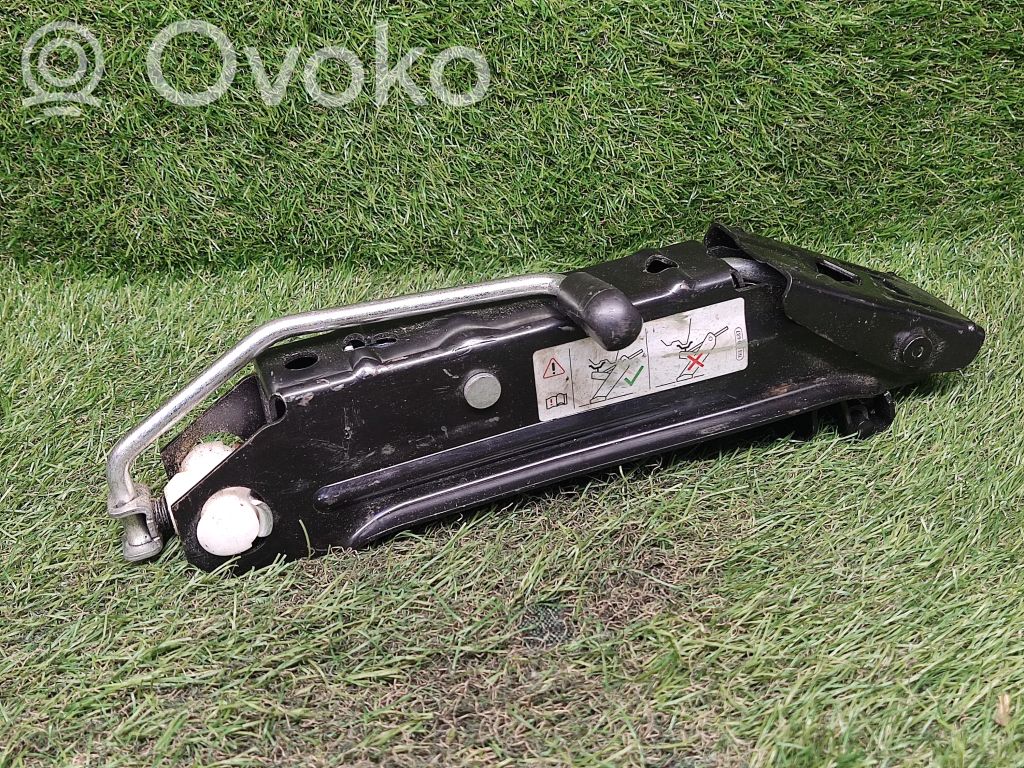 Volkswagen Golf VI Tunkki 