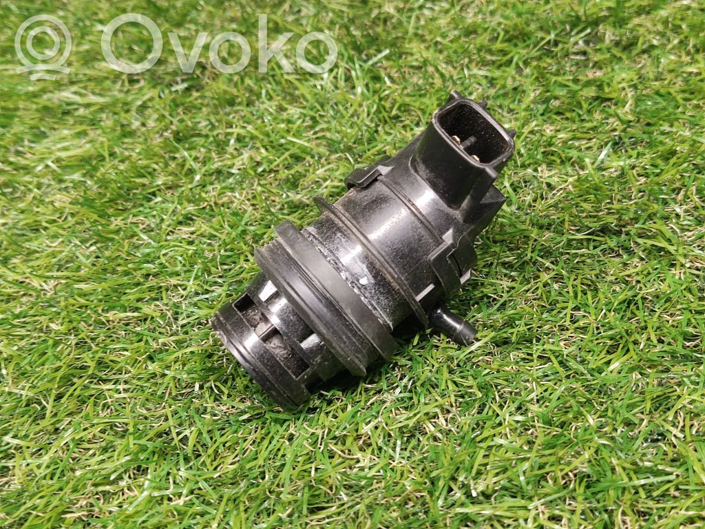 Mazda 6 Windscreen/windshield washer pump 