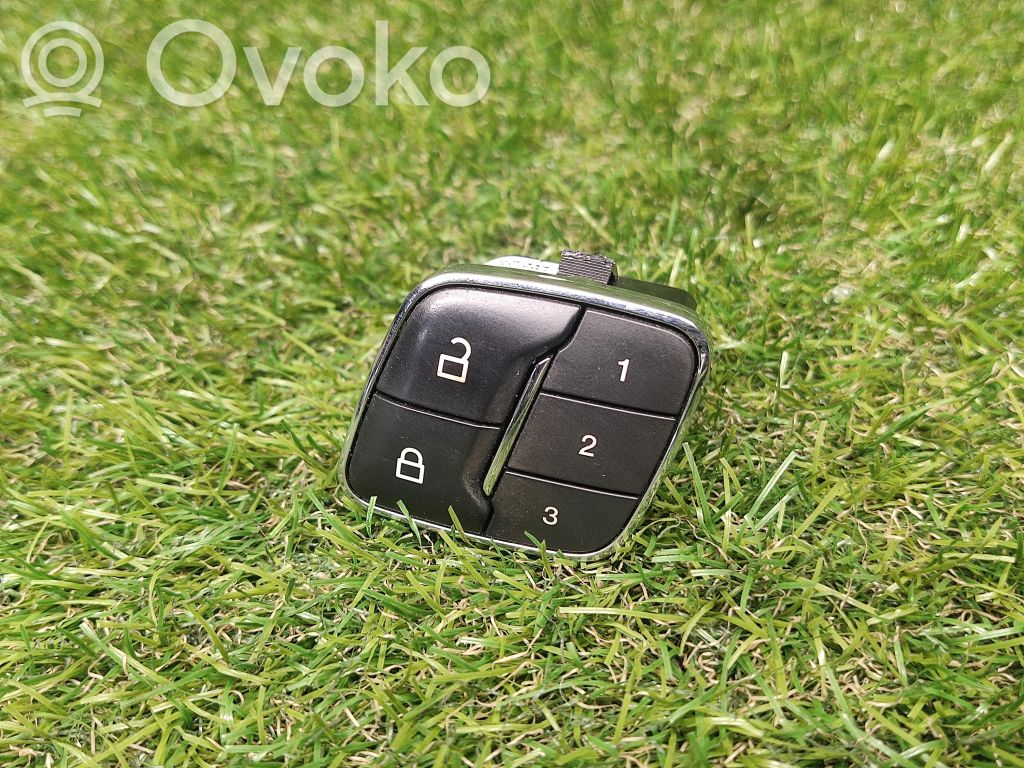 Ford Escape III Central locking switch button 