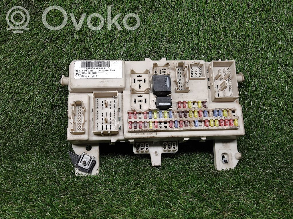 Ford Focus Power management control unit 