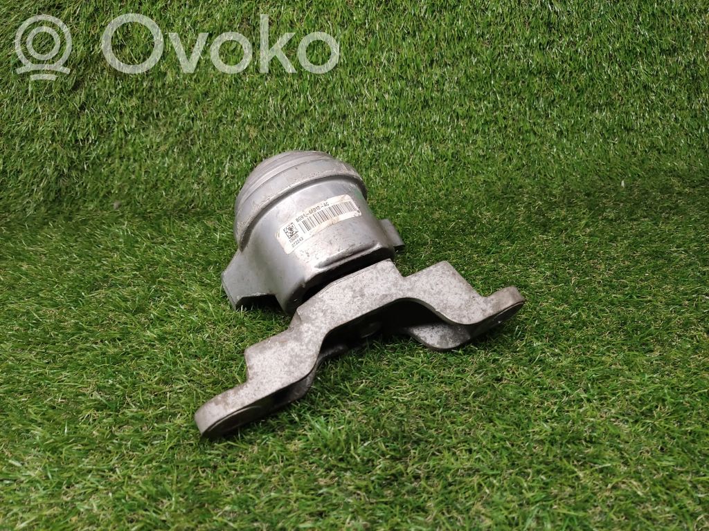 Ford Fusion II Engine mount bracket 