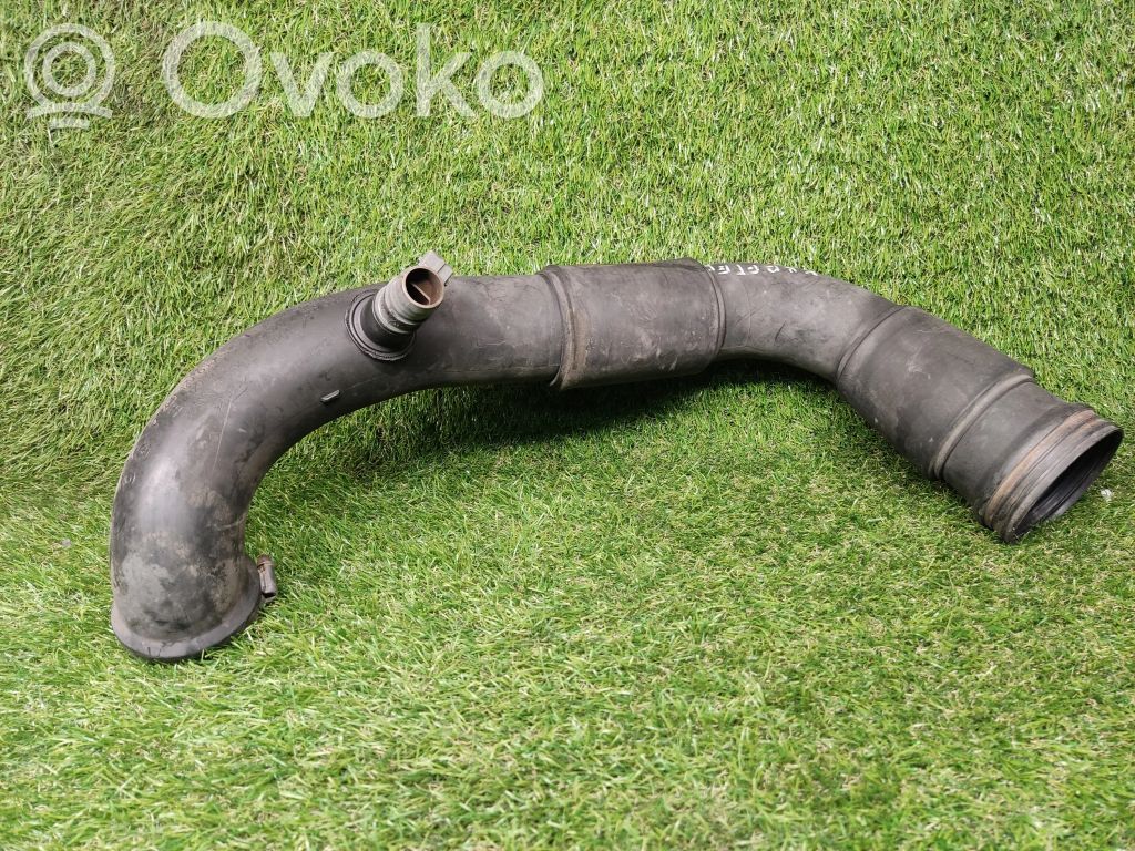 Volkswagen Crafter Intercooler hose/pipe 