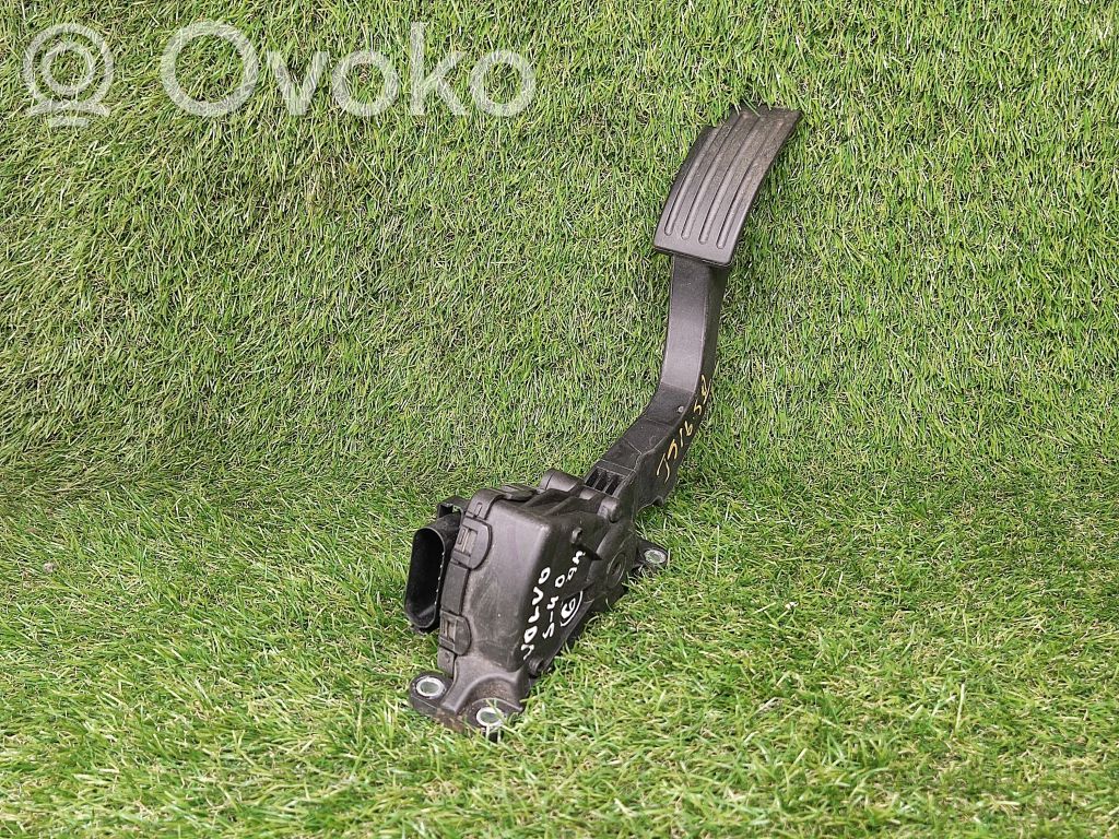 Volvo S40 Accelerator throttle pedal 