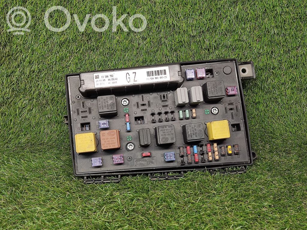Opel Astra H Steuergerät Batterie Bordnetz 