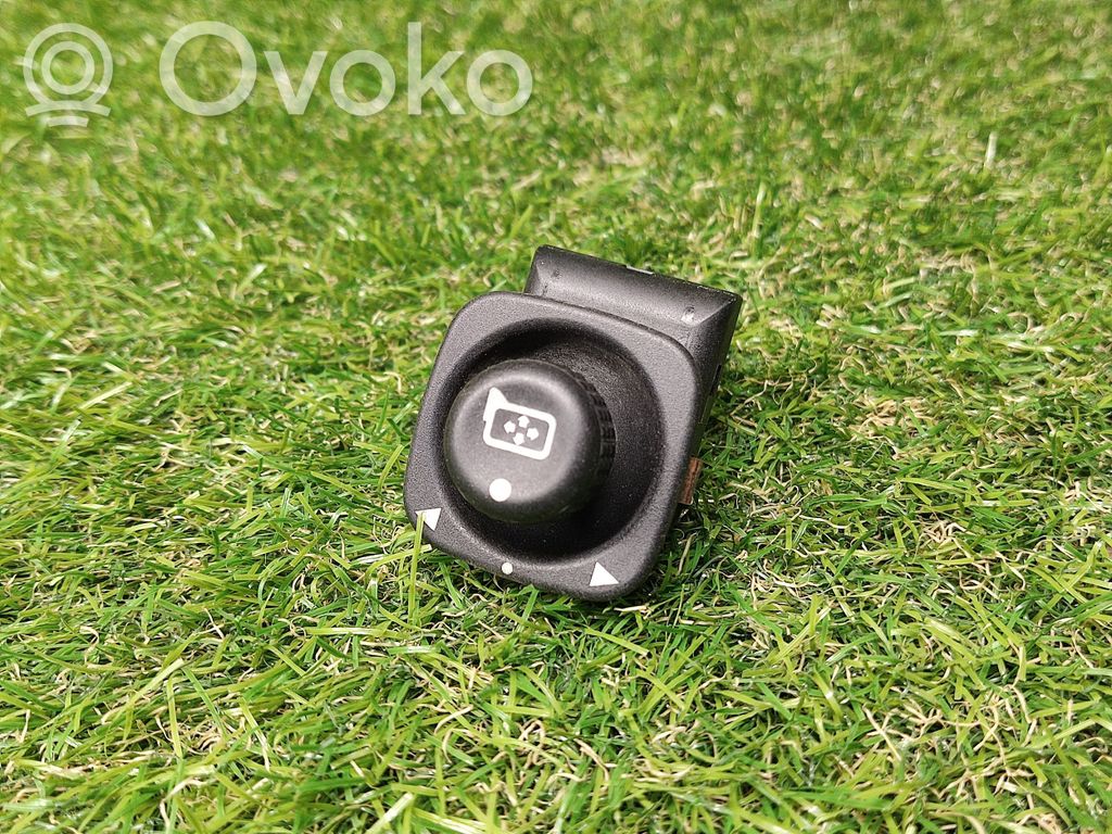 Interruptor del espejo lateral   5L8T14B003BBW