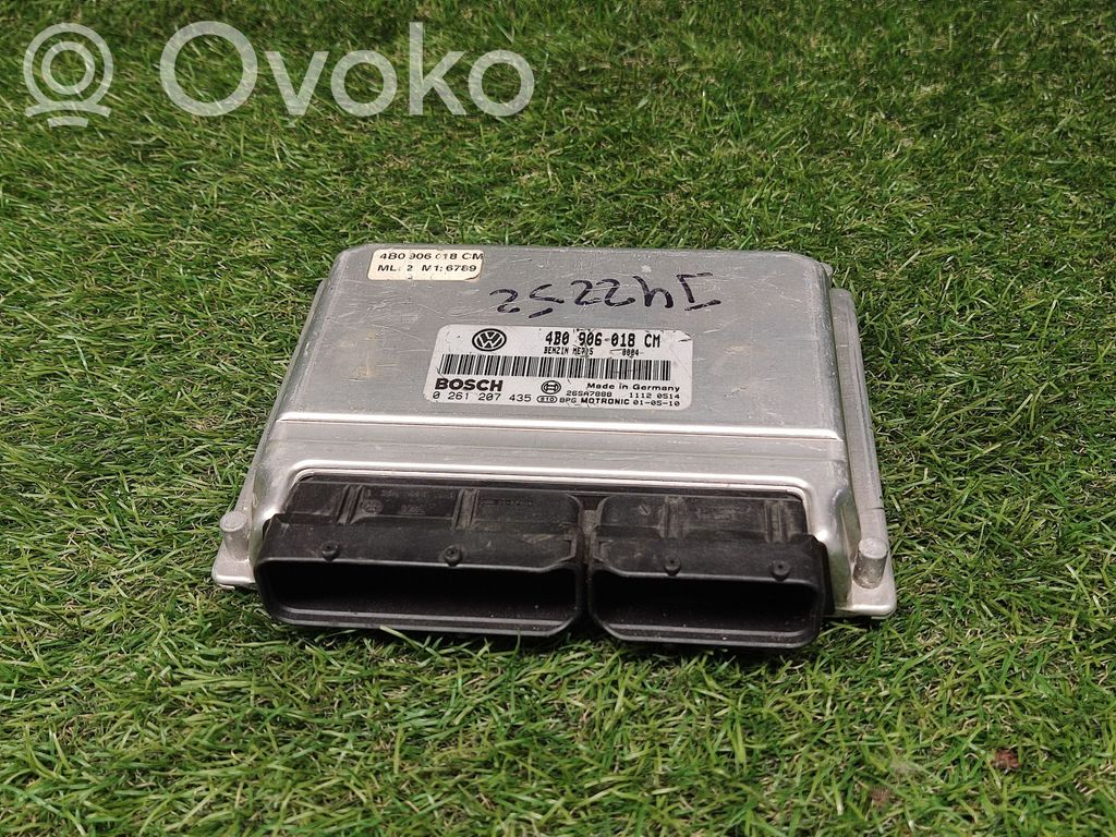 Volkswagen PASSAT B5.5 Engine control unit/module ECU 