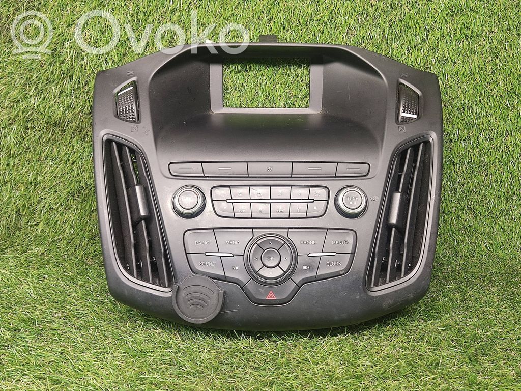Ford Focus Radio/CD/DVD/GPS head unit 