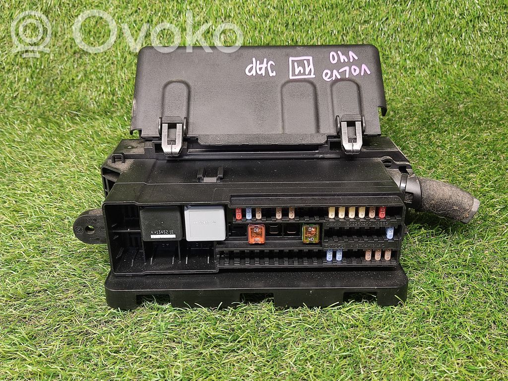 Module de fusibles   E00021587