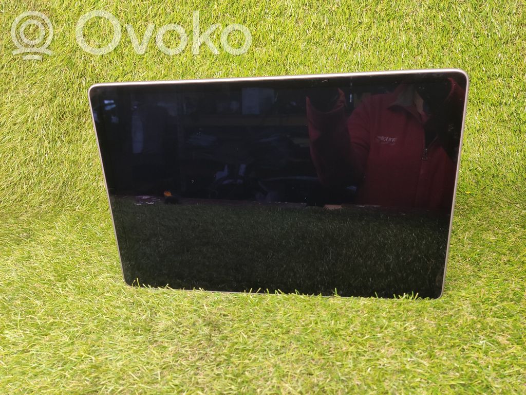 Tesla Model 3 Screen/display/small screen 