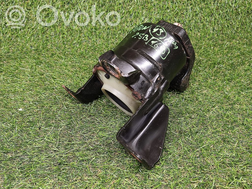 Ford Fusion II Engine mount bracket 