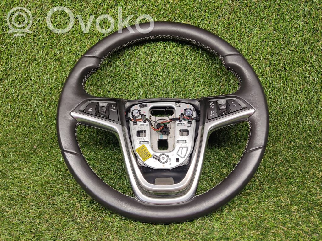 Buick Encore I Stūre 