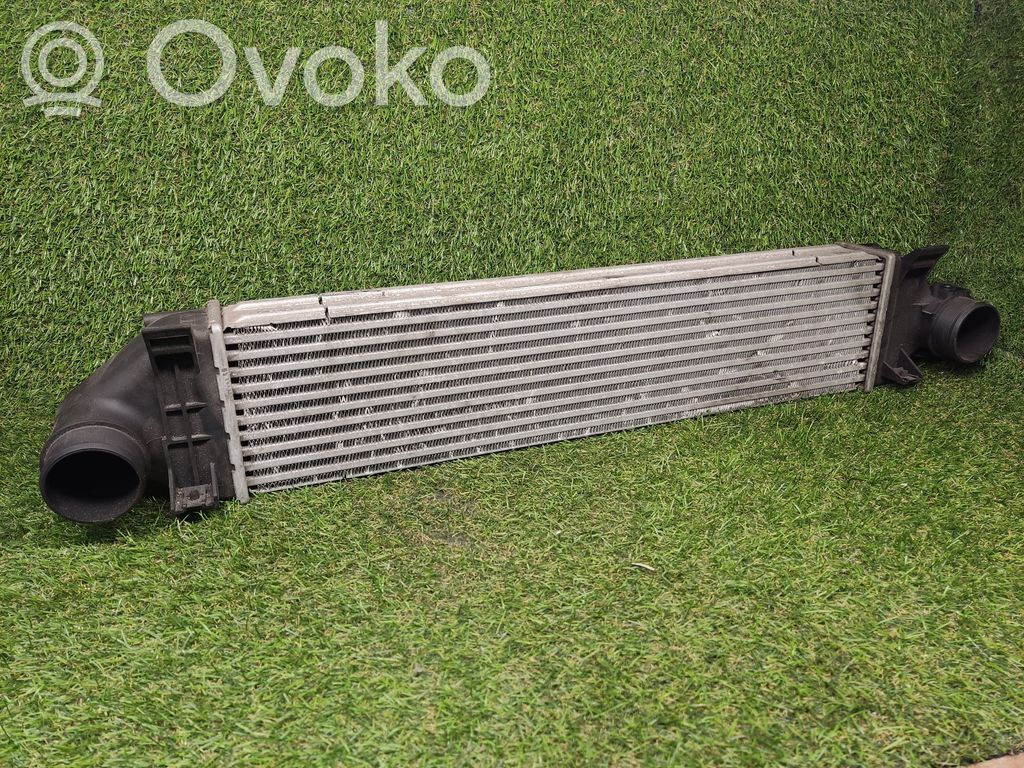 Volvo V70 Interkūlerio radiatorius 