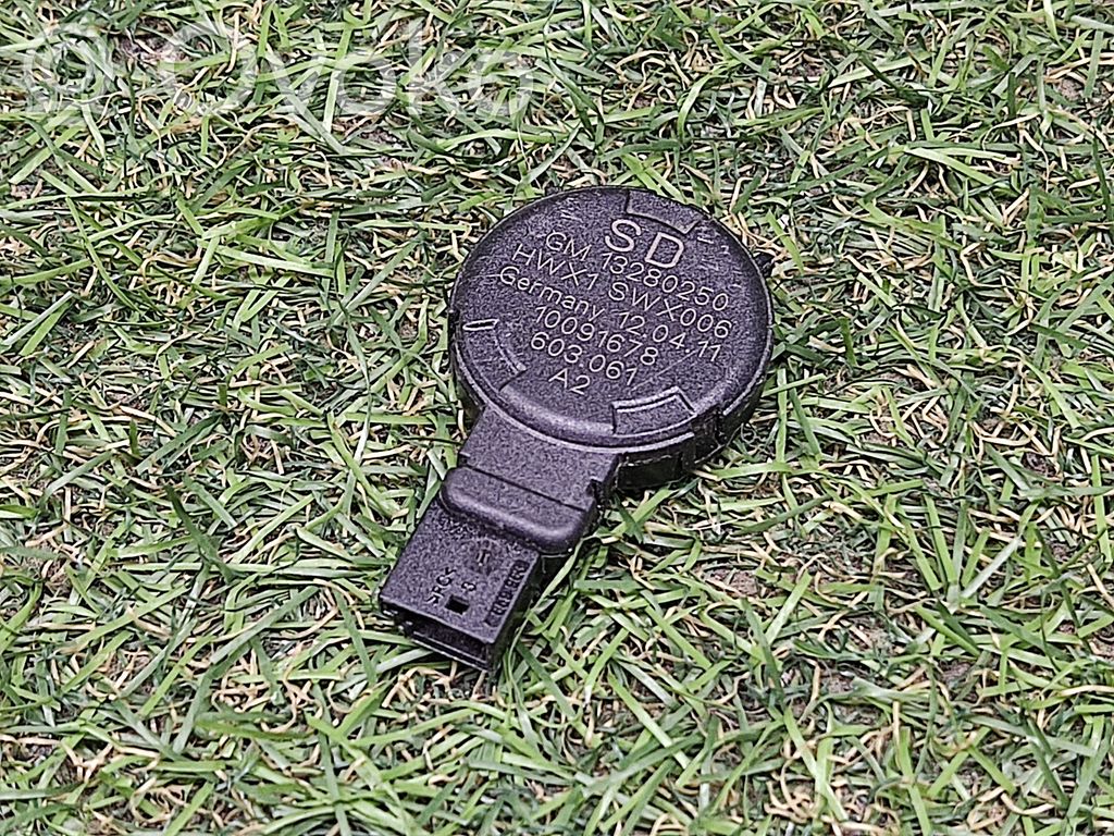 Opel Corsa D Rain sensor 