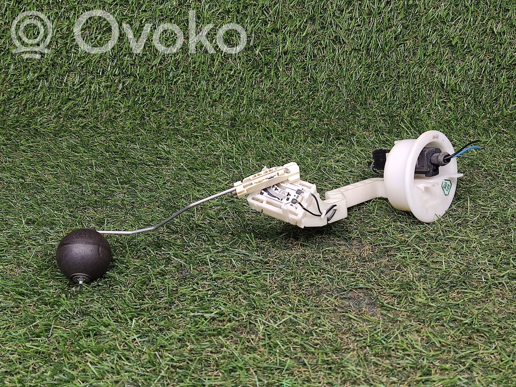 Audi A6 S6 C5 4B Fuel level sensor 